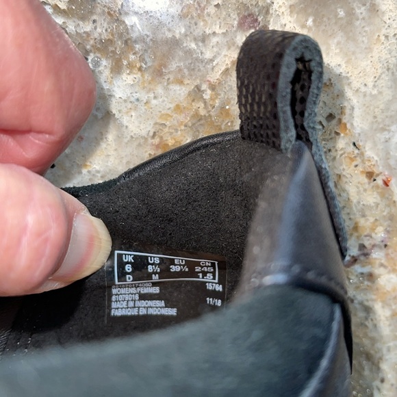 Black Clarks Unstructured Women’s Shoes - Picture 3 of 9